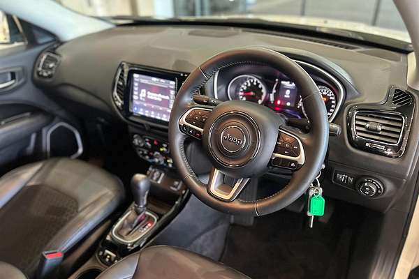 2020 Jeep Compass Night Eagle M6