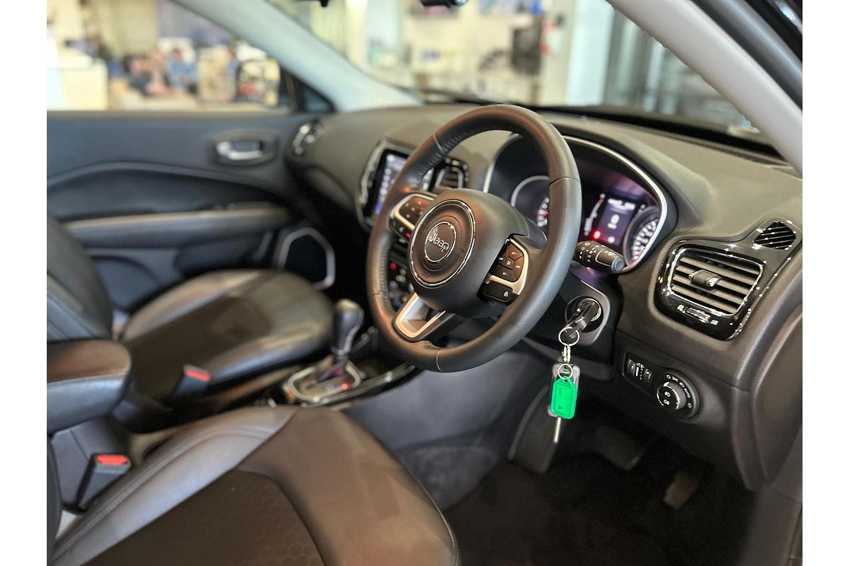 2020 Jeep Compass Night Eagle M6
