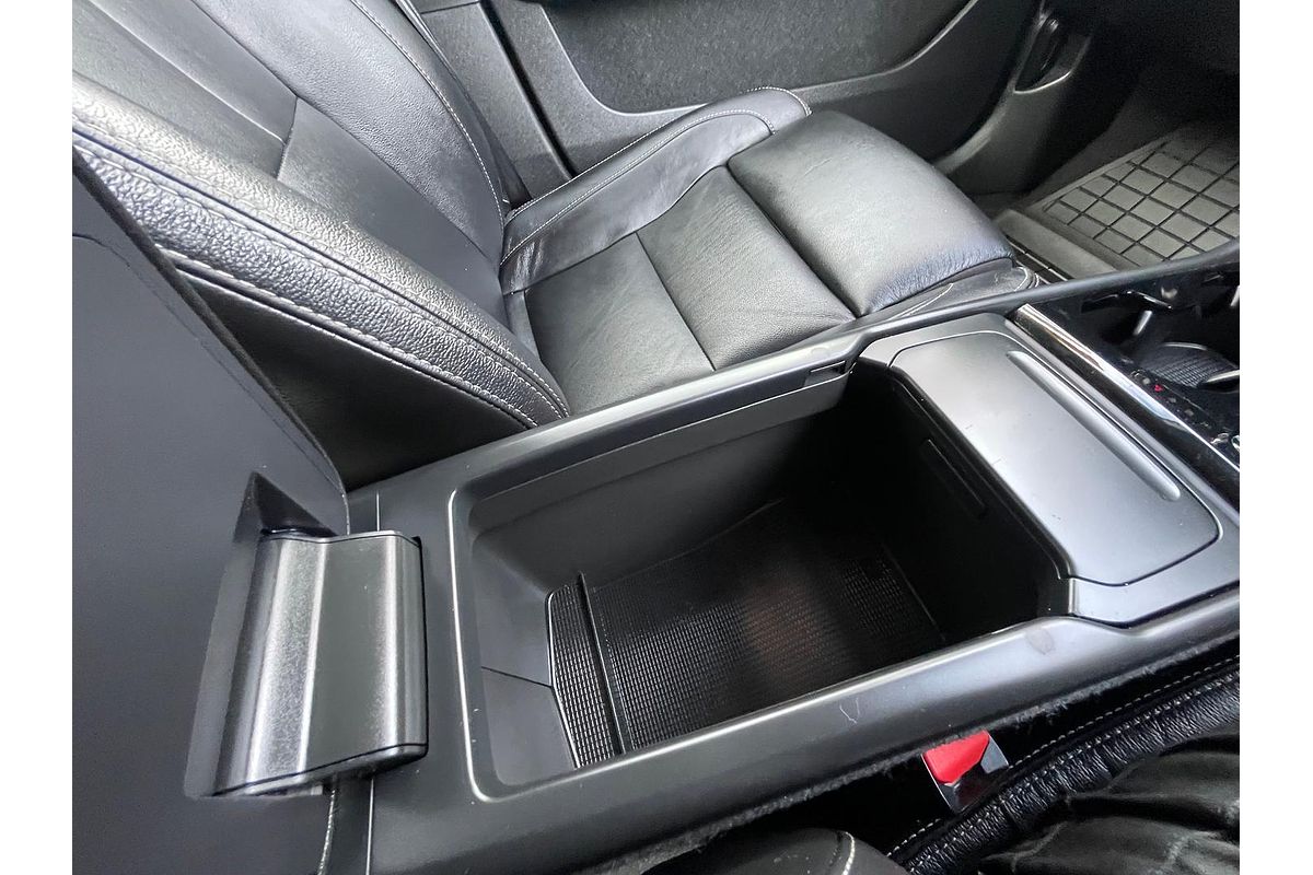 2022 Volvo XC40 Ultimate B4 Bright