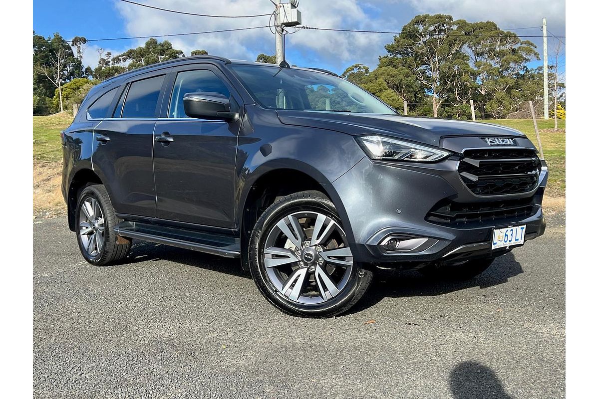 2023 Isuzu MU-X LS-T