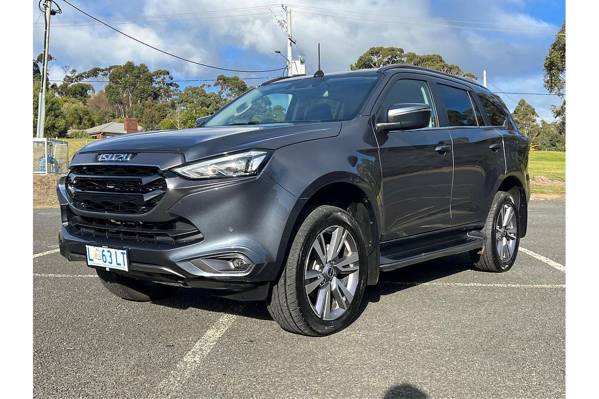 2023 Isuzu MU-X LS-T