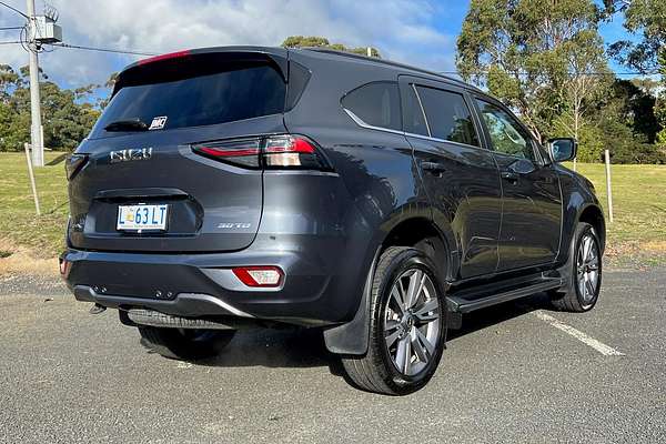 2023 Isuzu MU-X LS-T