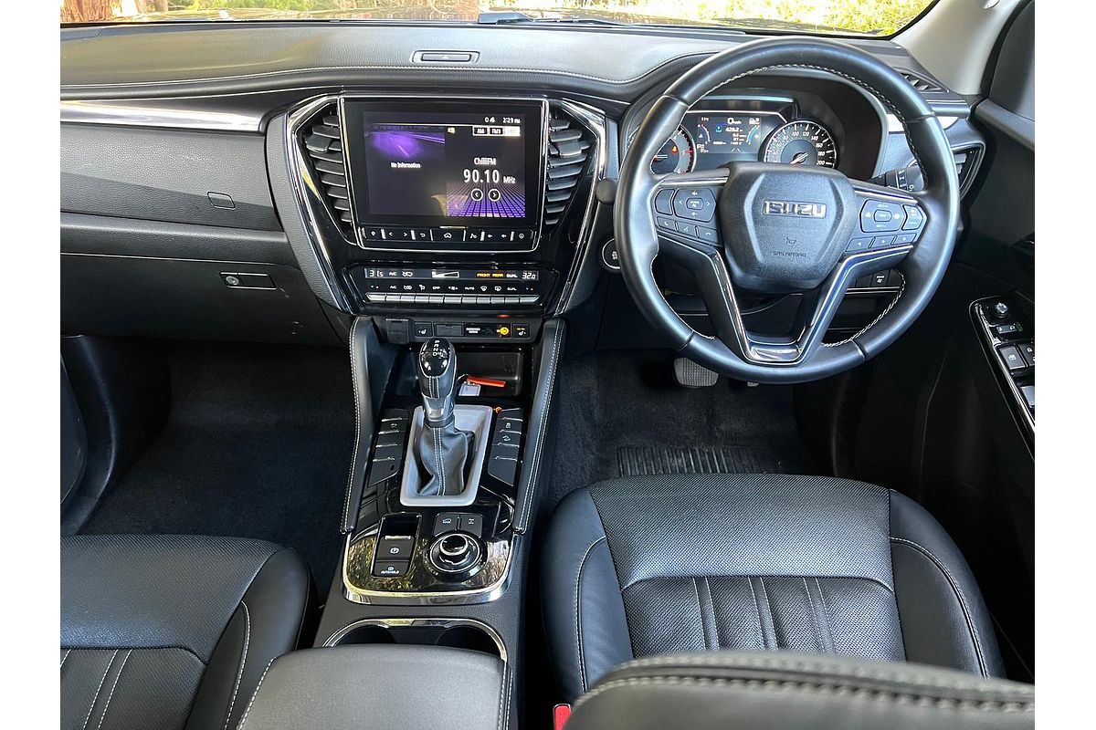 2023 Isuzu MU-X LS-T