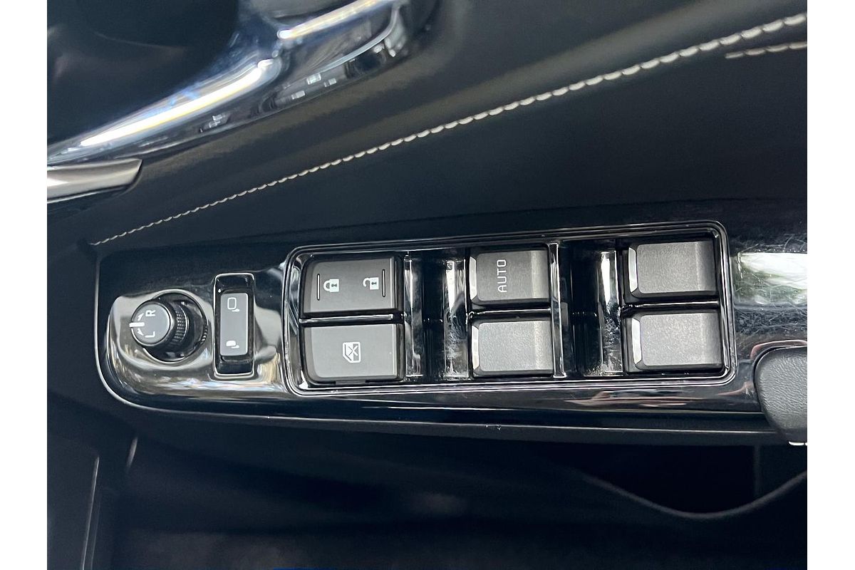 2023 Isuzu MU-X LS-T