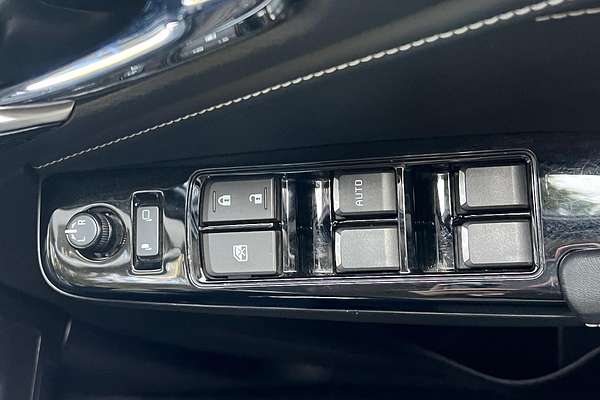 2023 Isuzu MU-X LS-T