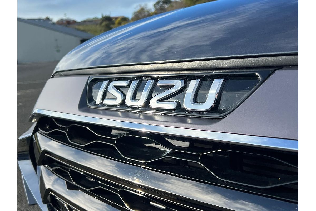 2023 Isuzu MU-X LS-T
