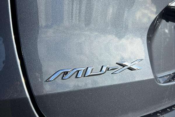 2023 Isuzu MU-X LS-T
