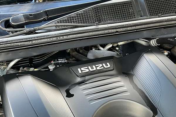 2023 Isuzu MU-X LS-T