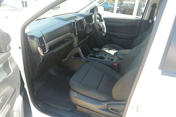 2022 Ford Everest Ambiente 2.0L