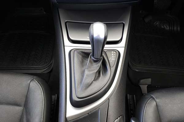 2005 BMW 1 Series 118i E87