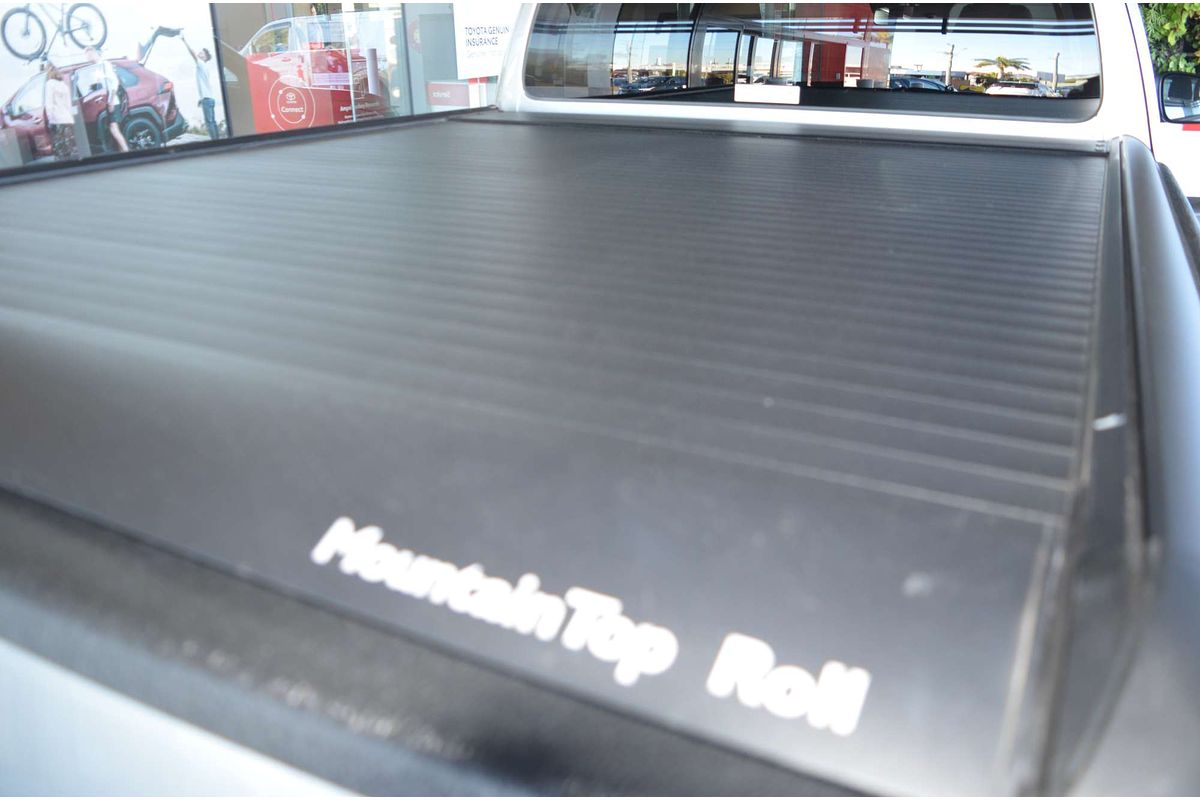 2024 Toyota Hilux SR5 GUN126R 4X4