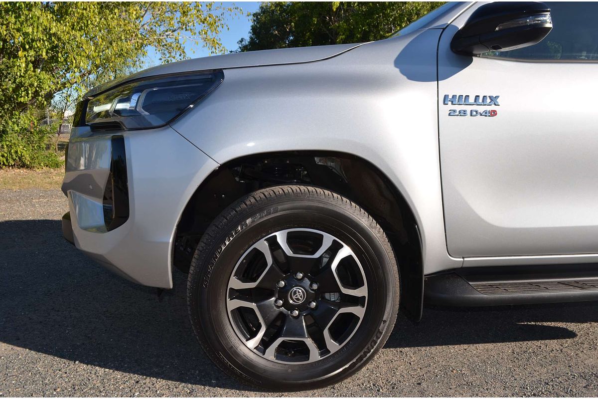 2024 Toyota Hilux SR5 GUN126R 4X4