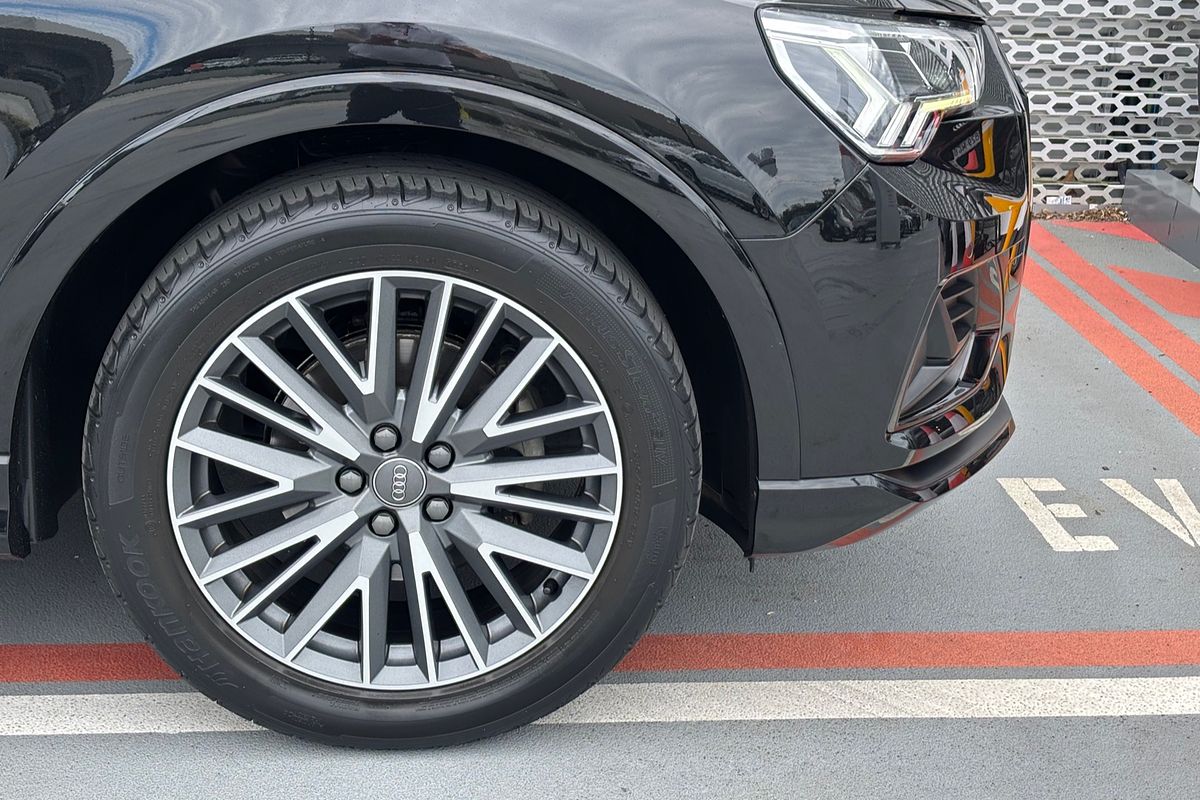 2020 Audi Q3 35 TFSI Launch Edition F3