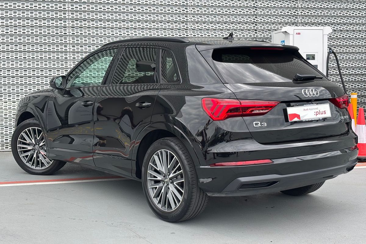 2020 Audi Q3 35 TFSI Launch Edition F3