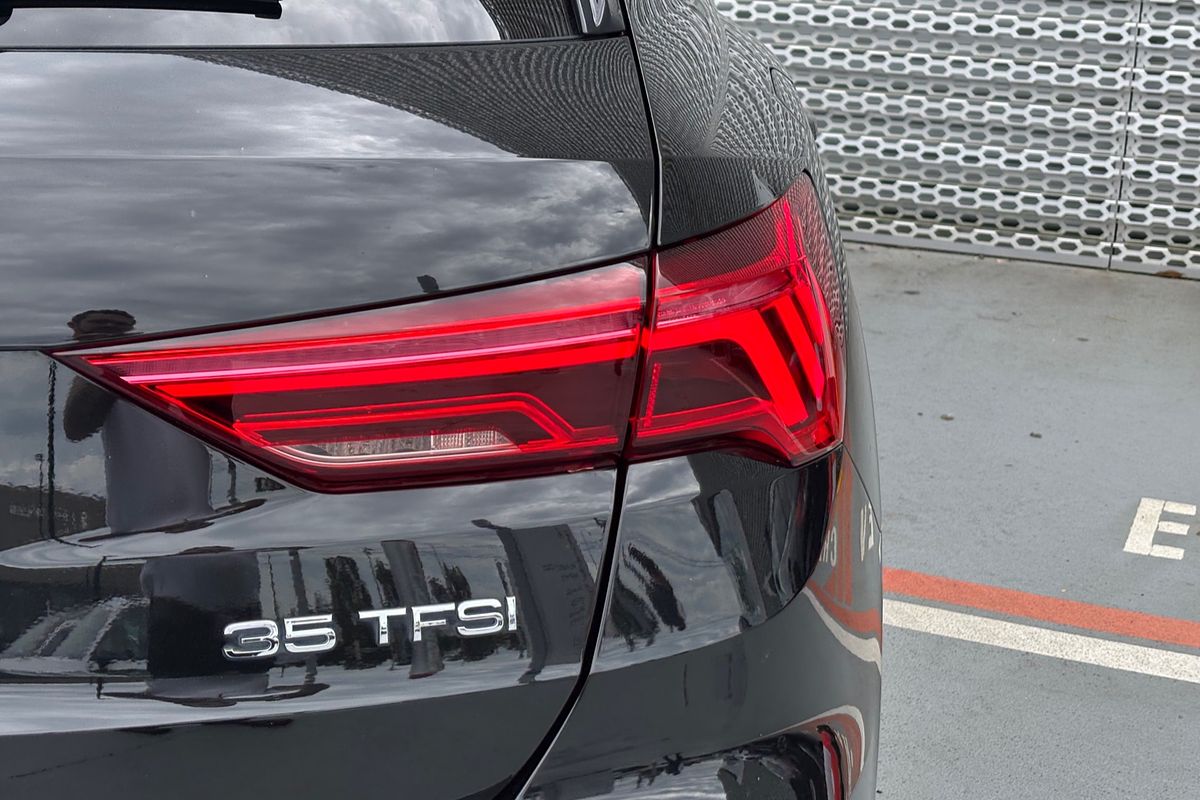 2020 Audi Q3 35 TFSI Launch Edition F3