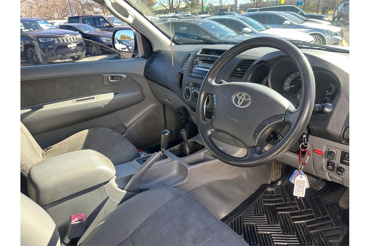 2010 Toyota Hilux SR KUN26R 4X4