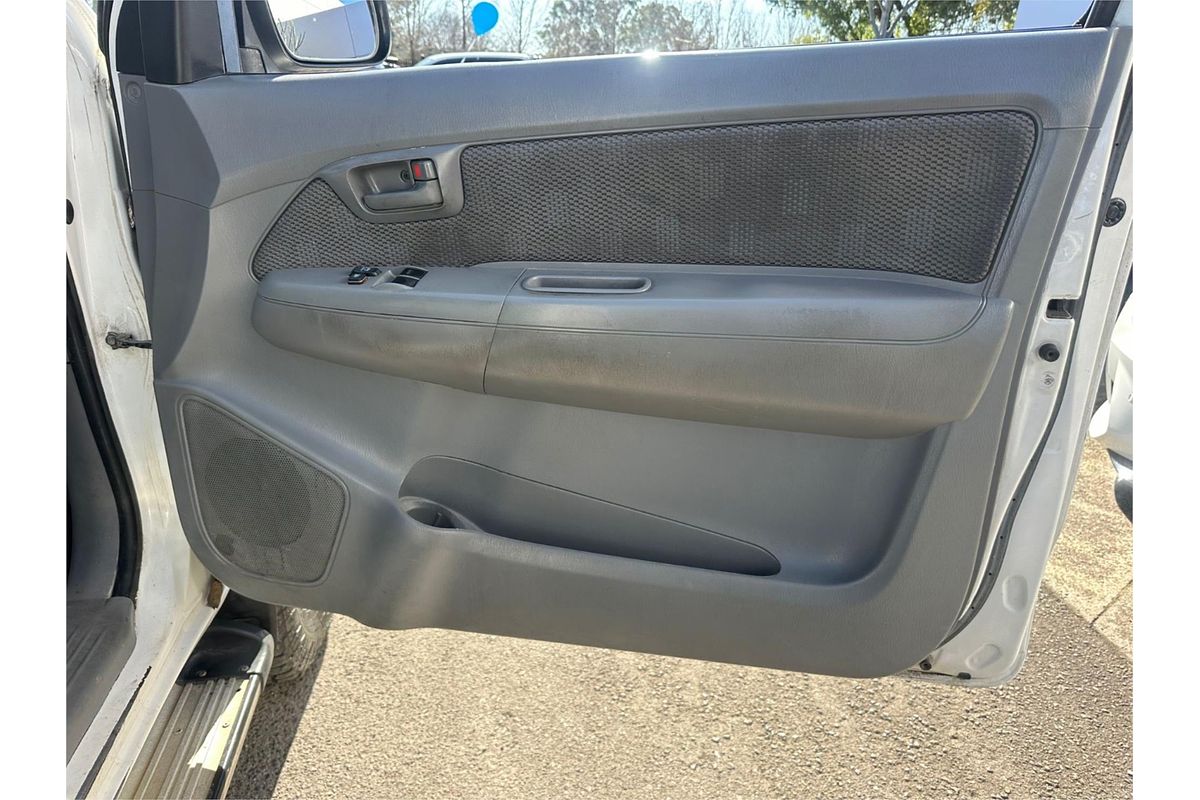 2010 Toyota Hilux SR KUN26R 4X4