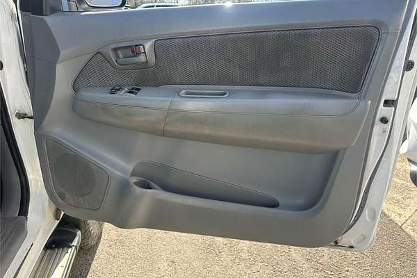 2010 Toyota Hilux SR KUN26R 4X4