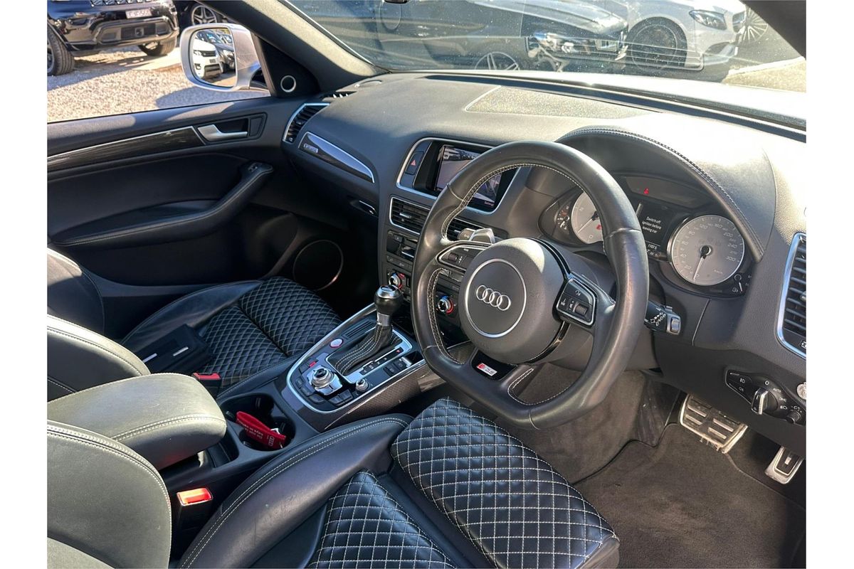 2015 Audi SQ5 TDI 8R
