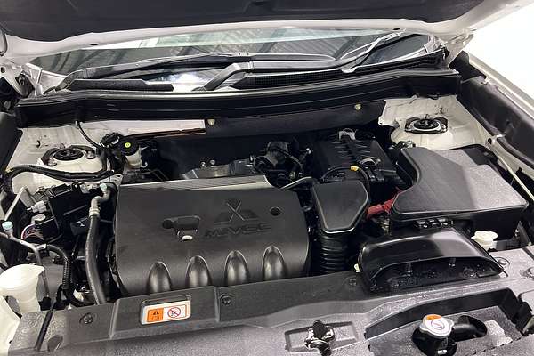 2018 Mitsubishi Outlander ES ZL