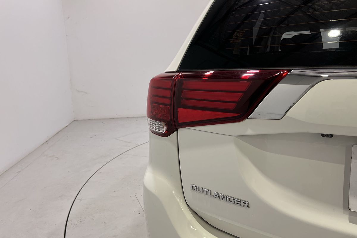 2018 Mitsubishi Outlander ES ZL
