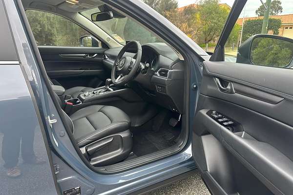 2025 Mazda CX-5 G25 Touring KF Series