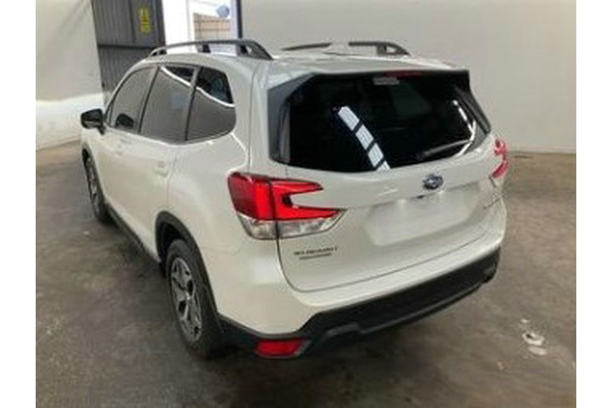 2022 Subaru Forester 2.5i S5