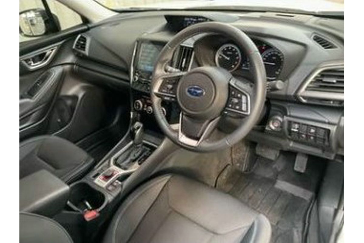 2022 Subaru Forester 2.5i S5