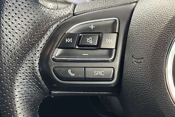 2022 MG ZS Excite AZS1