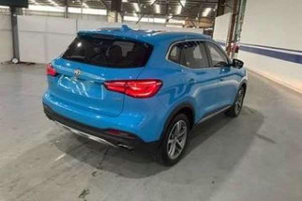 2023 MG HS Essence SAS23