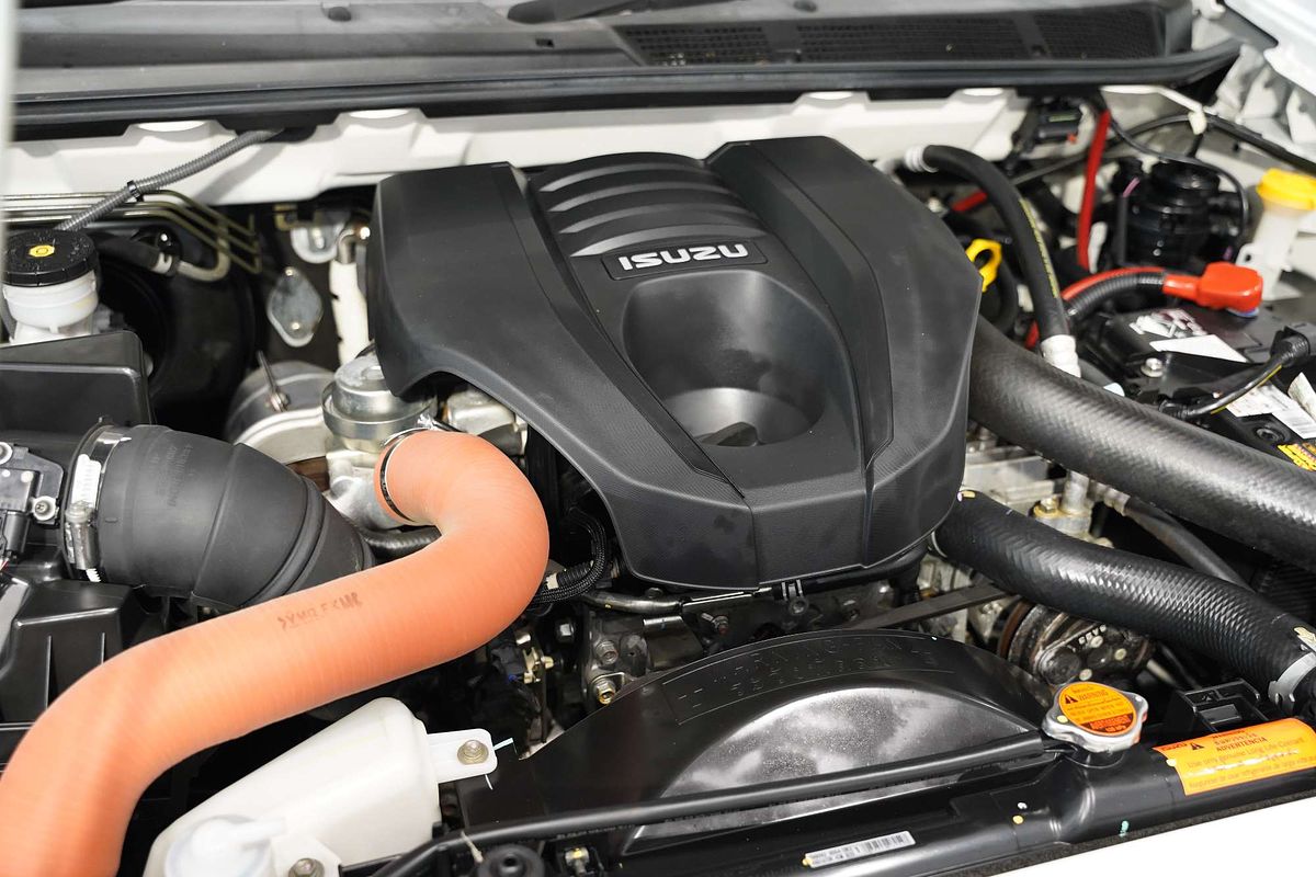 2018 Isuzu D-MAX SX High Ride Rear Wheel Drive