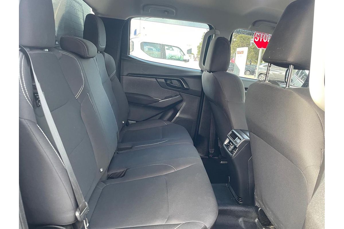 2024 Isuzu D-MAX SX 4X4