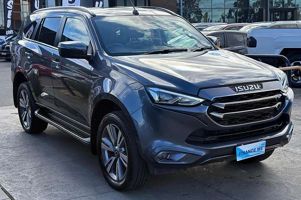 2023 Isuzu MU-X LS-T