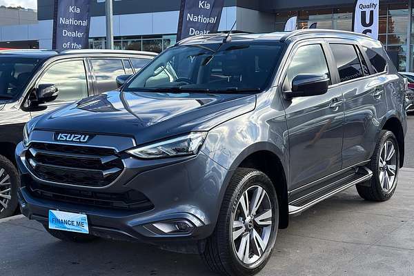 2023 Isuzu MU-X LS-T