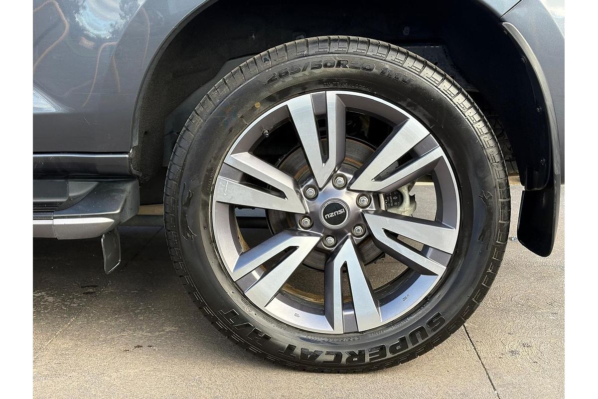 2023 Isuzu MU-X LS-T