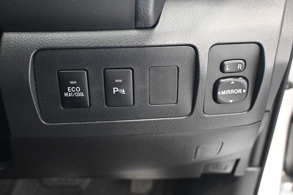 2011 Toyota Camry Hybrid AHV40R