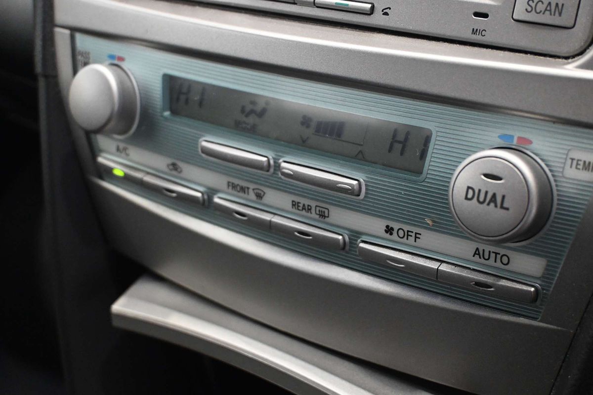 2011 Toyota Camry Hybrid AHV40R