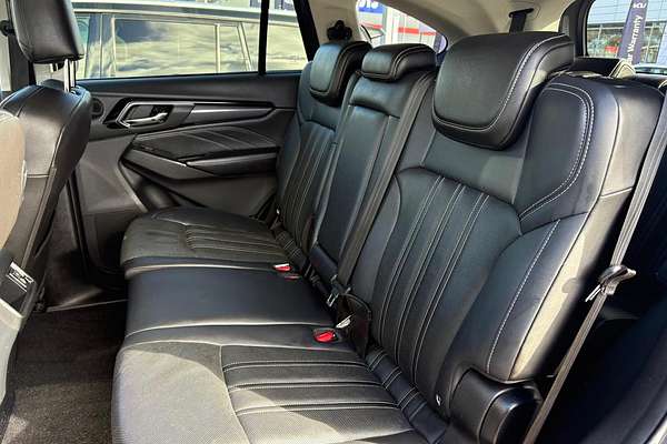2023 Isuzu MU-X LS-T