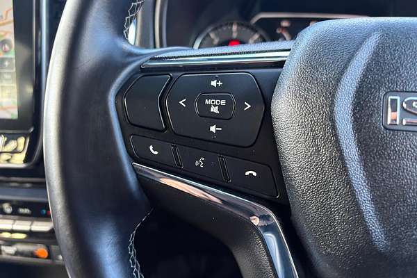 2023 Isuzu MU-X LS-T