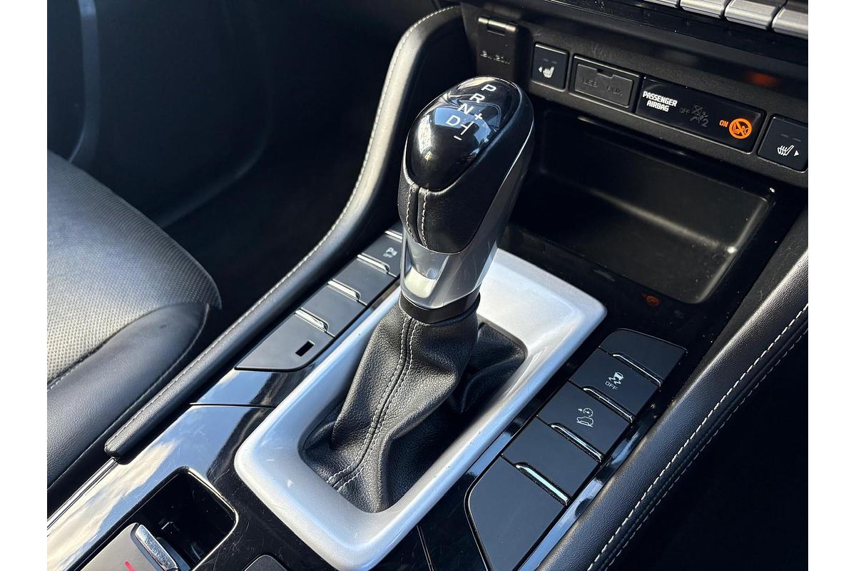 2023 Isuzu MU-X LS-T