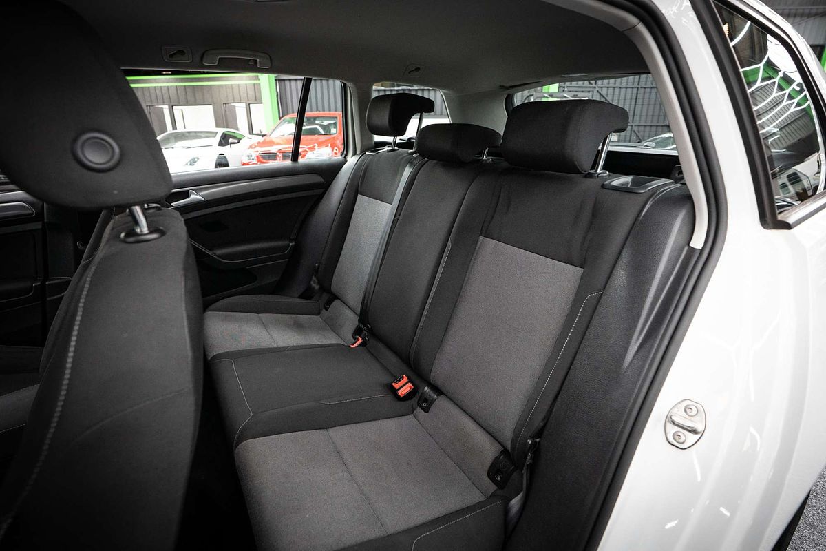 2015 Volkswagen Golf 92TSI Trendline 7