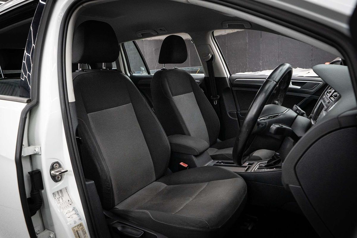 2015 Volkswagen Golf 92TSI Trendline 7