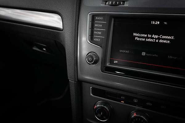 2015 Volkswagen Golf 92TSI Trendline 7