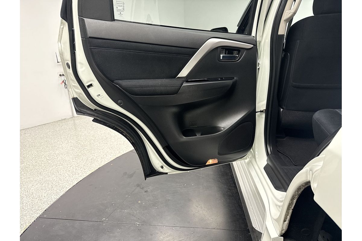 2021 Mitsubishi Pajero Sport GLX QF