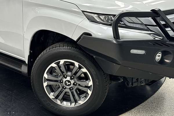 2023 Mitsubishi Triton GLS MR 4X4