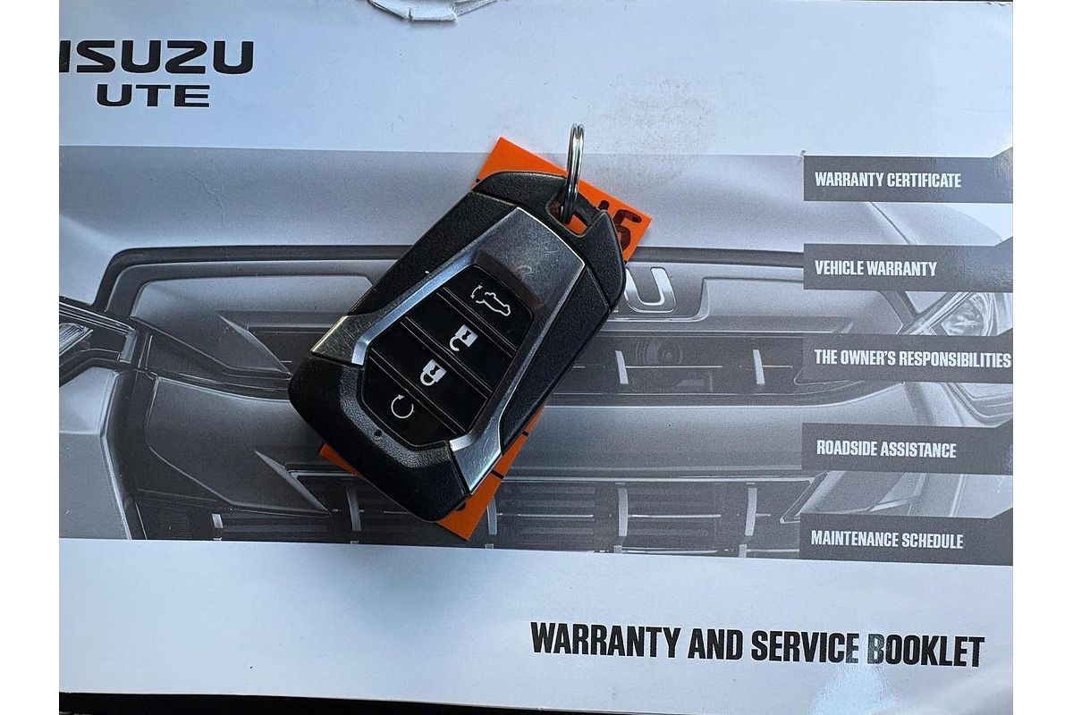 2023 Isuzu MU-X LS-T