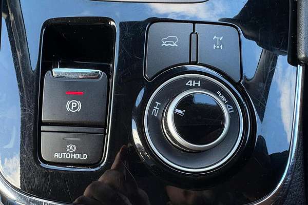 2023 Isuzu MU-X LS-T