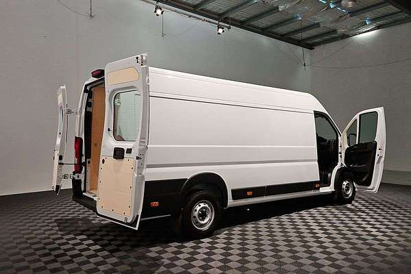 2024 Fiat Ducato Series 9 LWB