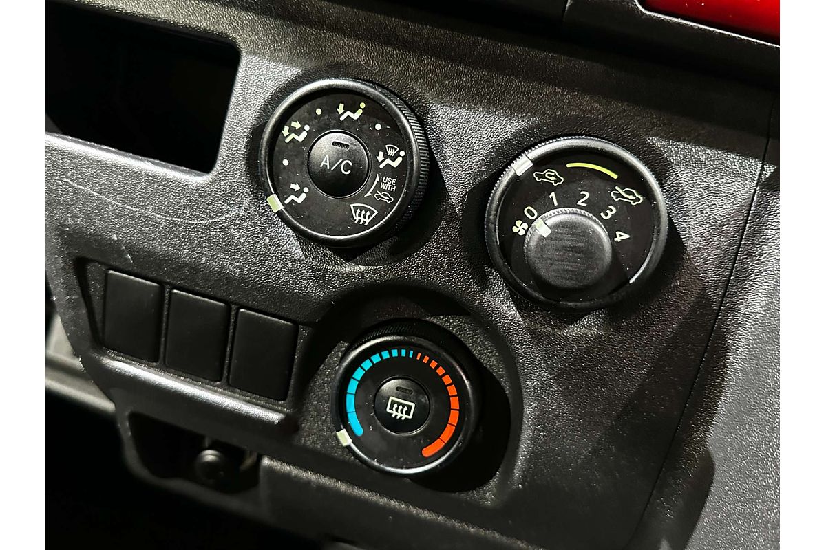 2016 Toyota Hiace TRH200V