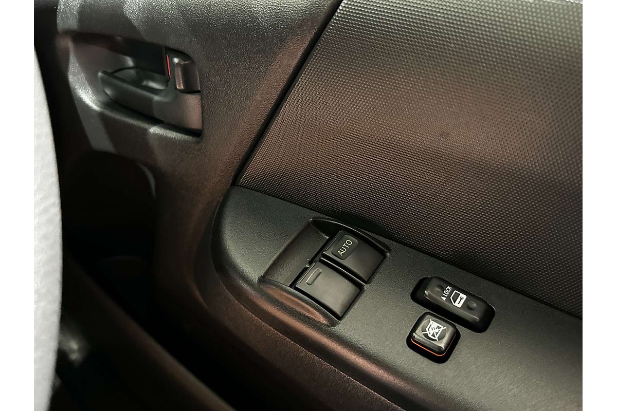 2016 Toyota Hiace TRH200V